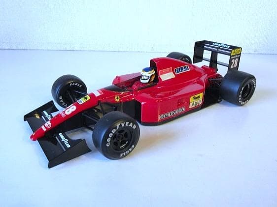 特価 タミヤ コレクターズクラブ (1/20) フェラーリ 643 J.アレジ