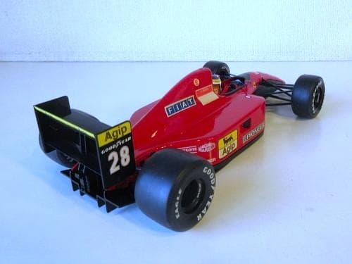 特価 タミヤ コレクターズクラブ (1/20) フェラーリ 643 J.アレジ