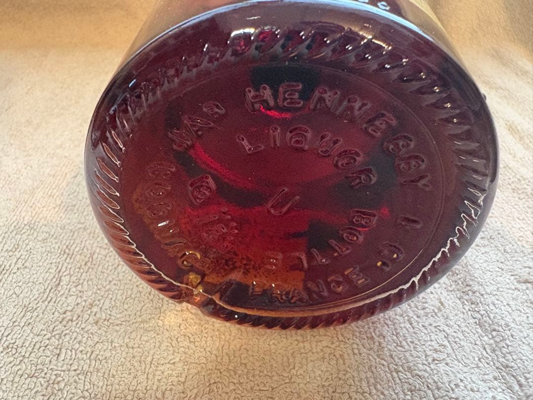 Hennessy コニャック 750ml