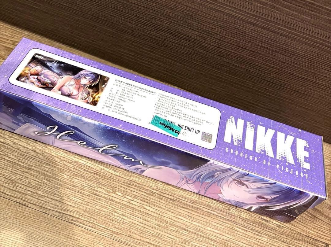 勝利の女神：NIKKE ニケ ヘルム デスクマット　韓国限定
