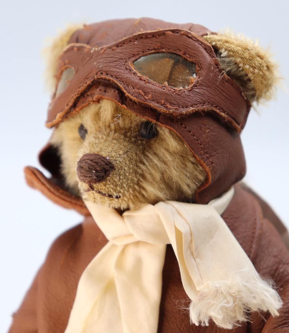 アーティストベア OLD FLYER イギリスSue Lain作 本革ジャケット