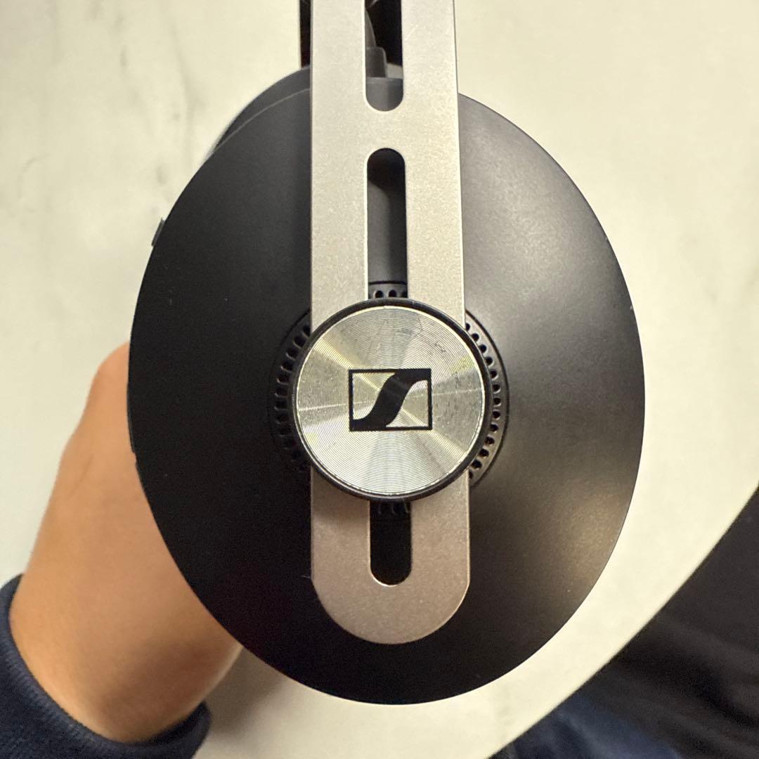 ヘッドホン SENNHEISER Momentum 3 Wireless