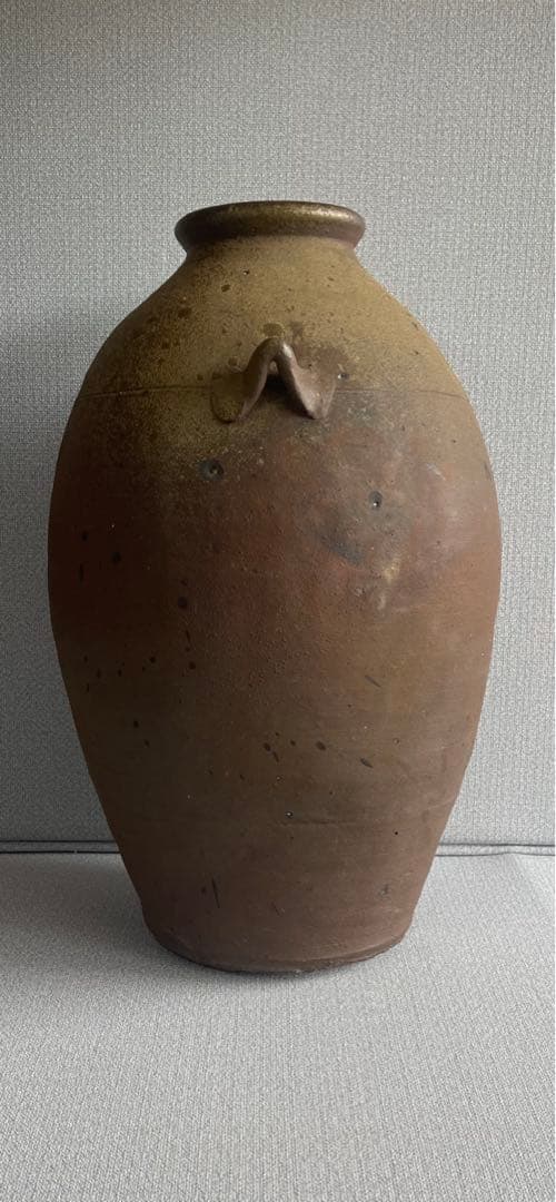 【備前焼、三耳壺、花器中壺、骨董品アンティーク、箱無し。