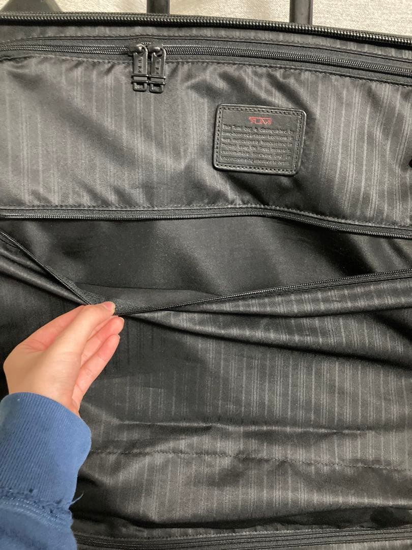 【使用2回】TUMI トゥミ 22033DH キャリー2輪