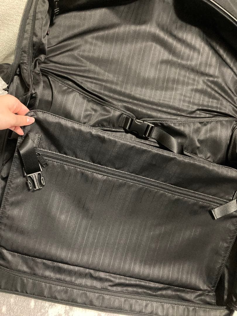 【使用2回】TUMI トゥミ 22033DH キャリー2輪