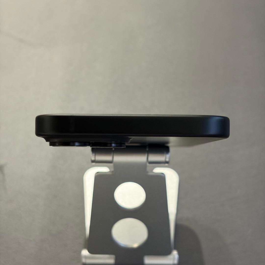 ★美品★ Apple iPhone 15 ブラック 256GB 本体 箱付き