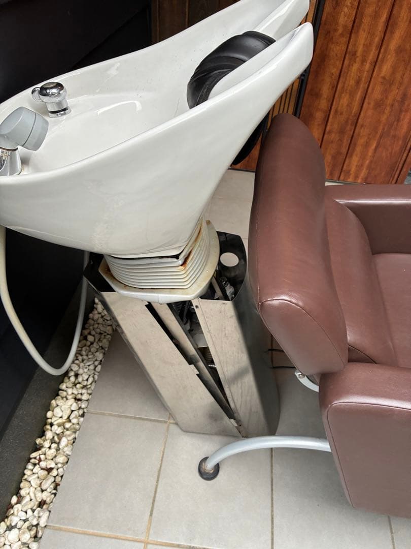 シャンプーボウルとシャンプー椅子のセット