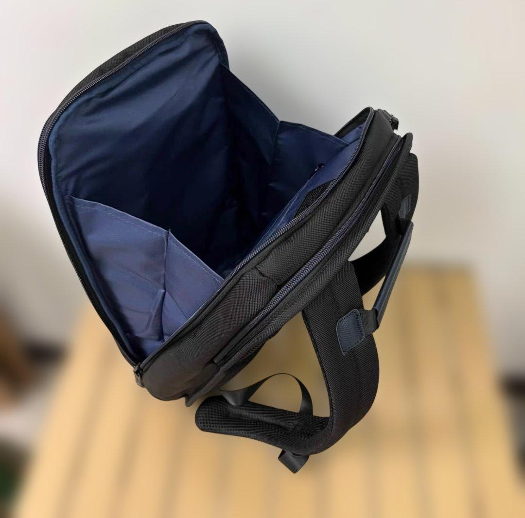 TUMI スリムバックパック ブルーライン