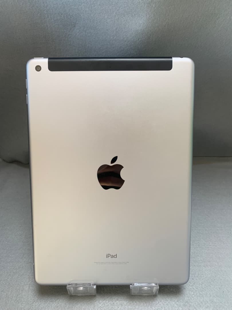 美品 SIMフリー iPad 第6世代 Cellularモデル 32GB
