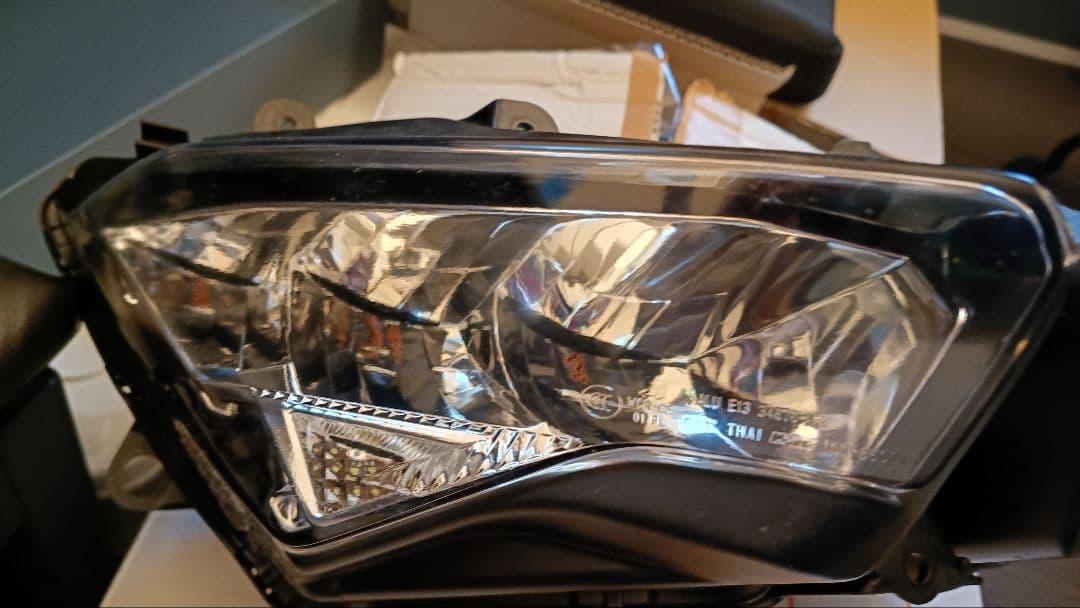 ZX25R 純正ヘッドライト