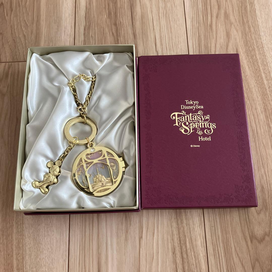 東京ディズニーシー Fantasy Springs Hotel キーホルダー