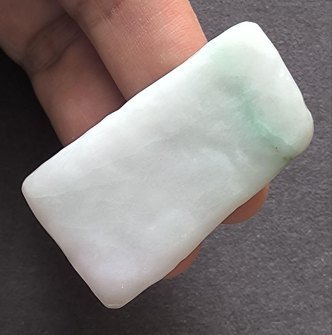 【陽緑】ミャンマー産本翡翠のルース②