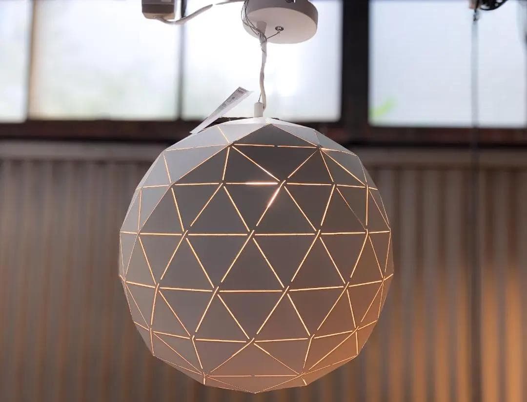 【廃番】KARE / カレ｜ペンダントライト｜トライアングルホワイト 40cm