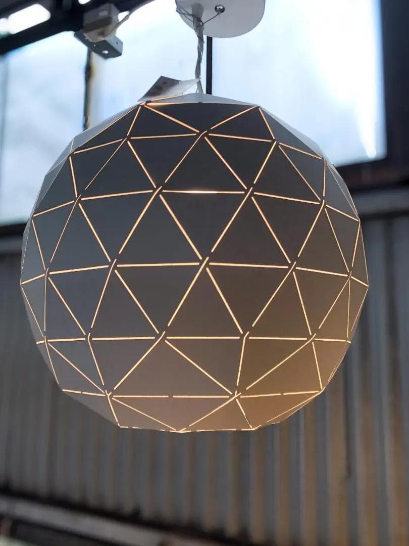 【廃番】KARE / カレ｜ペンダントライト｜トライアングルホワイト 40cm