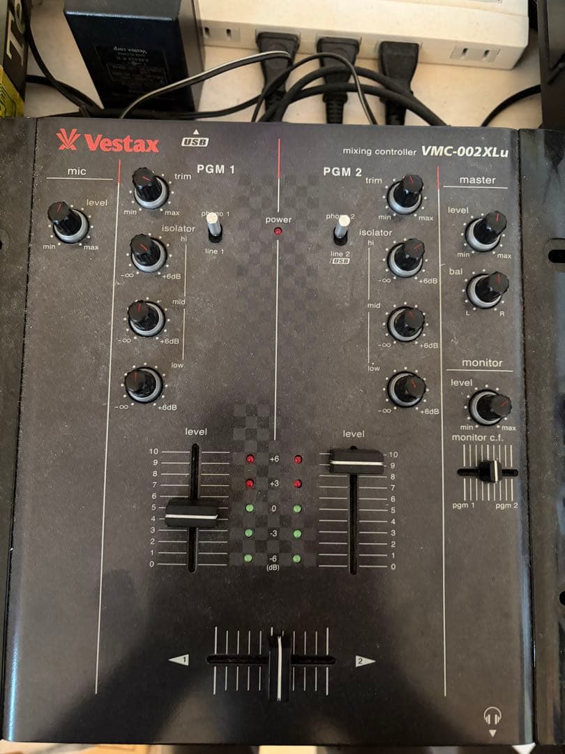 Technics ターンテーブルとミキサーカートリッジ針ヘッドホンDJセット