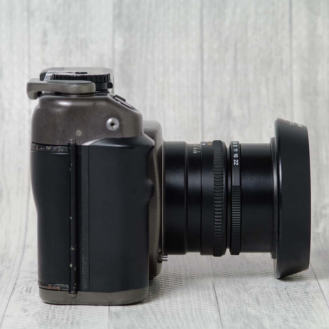 【中古】Mamiya7 ボディ N65mm F4L レンズ付