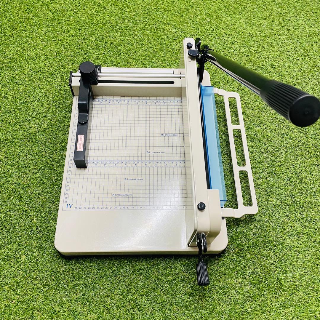 大型ペーパーカッター 裁断機 A4対応 書籍裁断 3.7cm