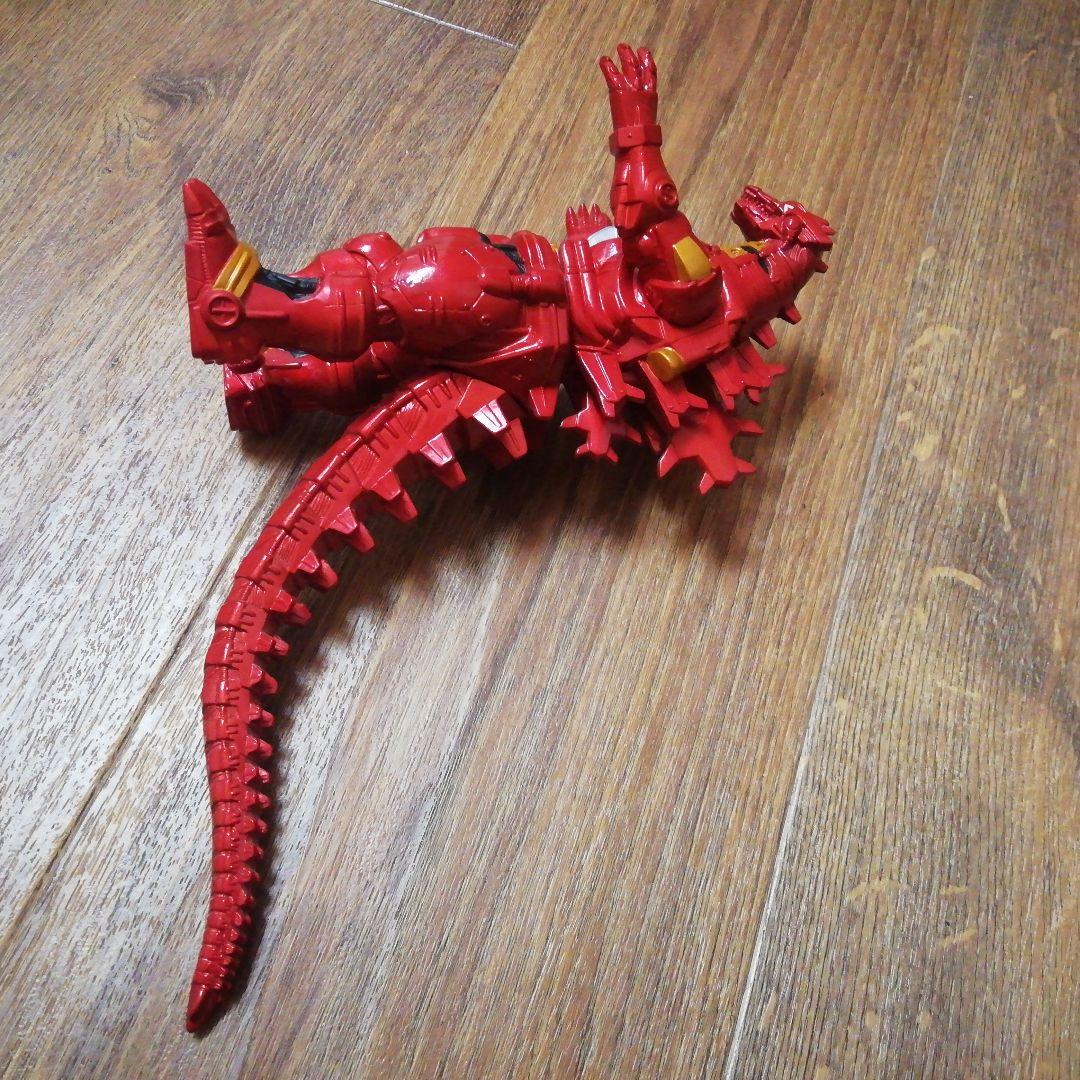 メカゴジラ　エヴァンゲリオン　弐号機　限定　赤　フィギュア 約17cm