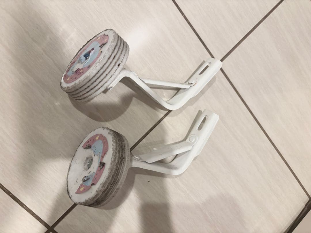 美品☆【直接引取り限定】Disneyプリンセスデザイン 幼児用自転車 16インチ