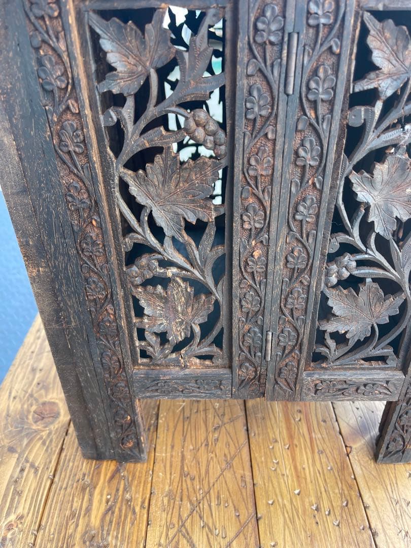 サイドキャビネット　花台