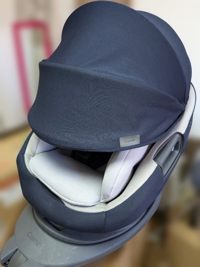 一部シミ有り　Combi THE S Air ISOFIX エッグショック