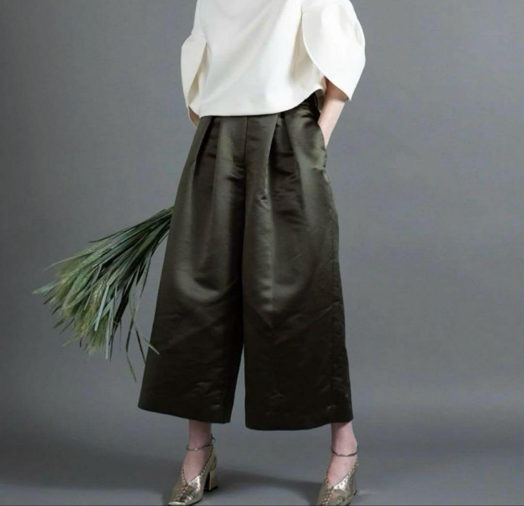 coco　heve サテンフレアガウチョパンツ カーキ