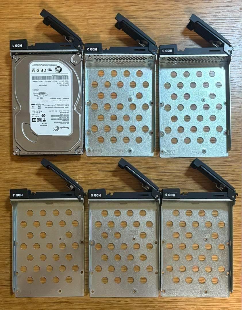 QNAP OEM NAS TS-669Pro同等品