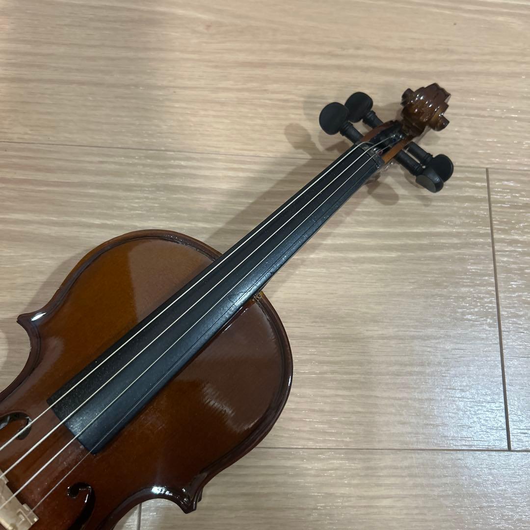 バイオリン　調律済み　弦、ケース付き