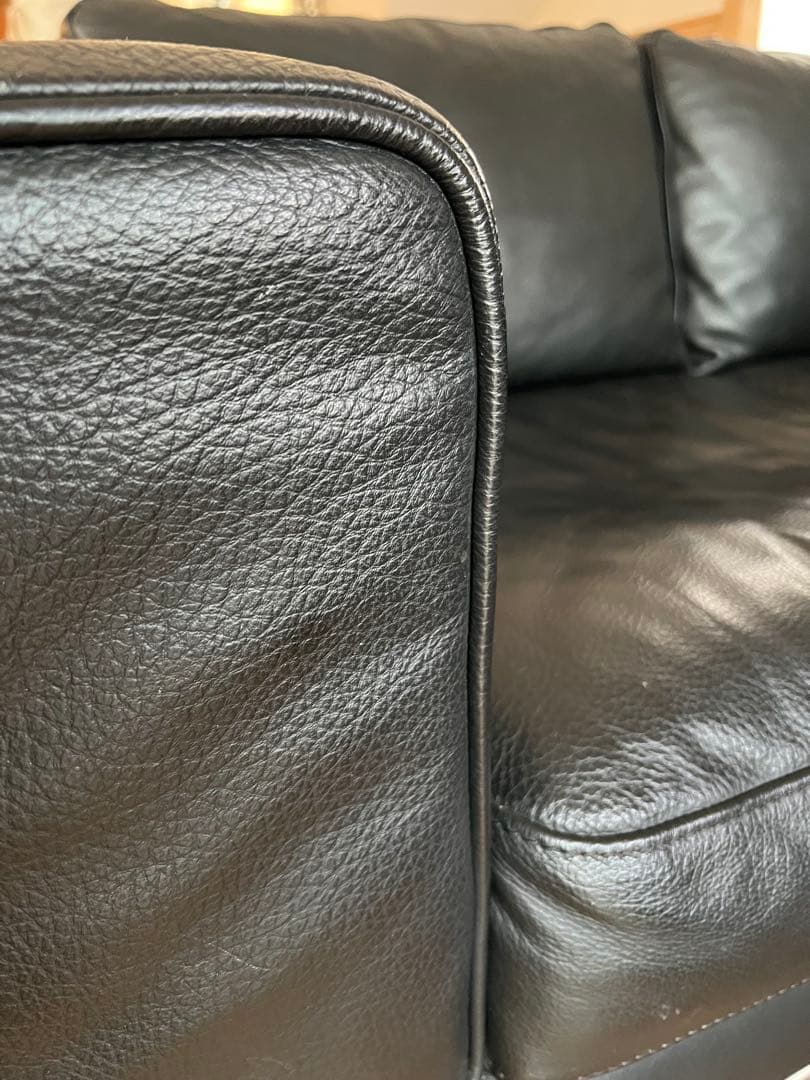 未使用に近い　レア　IKEA全面高級黒レザーソファ ３人掛 送料込