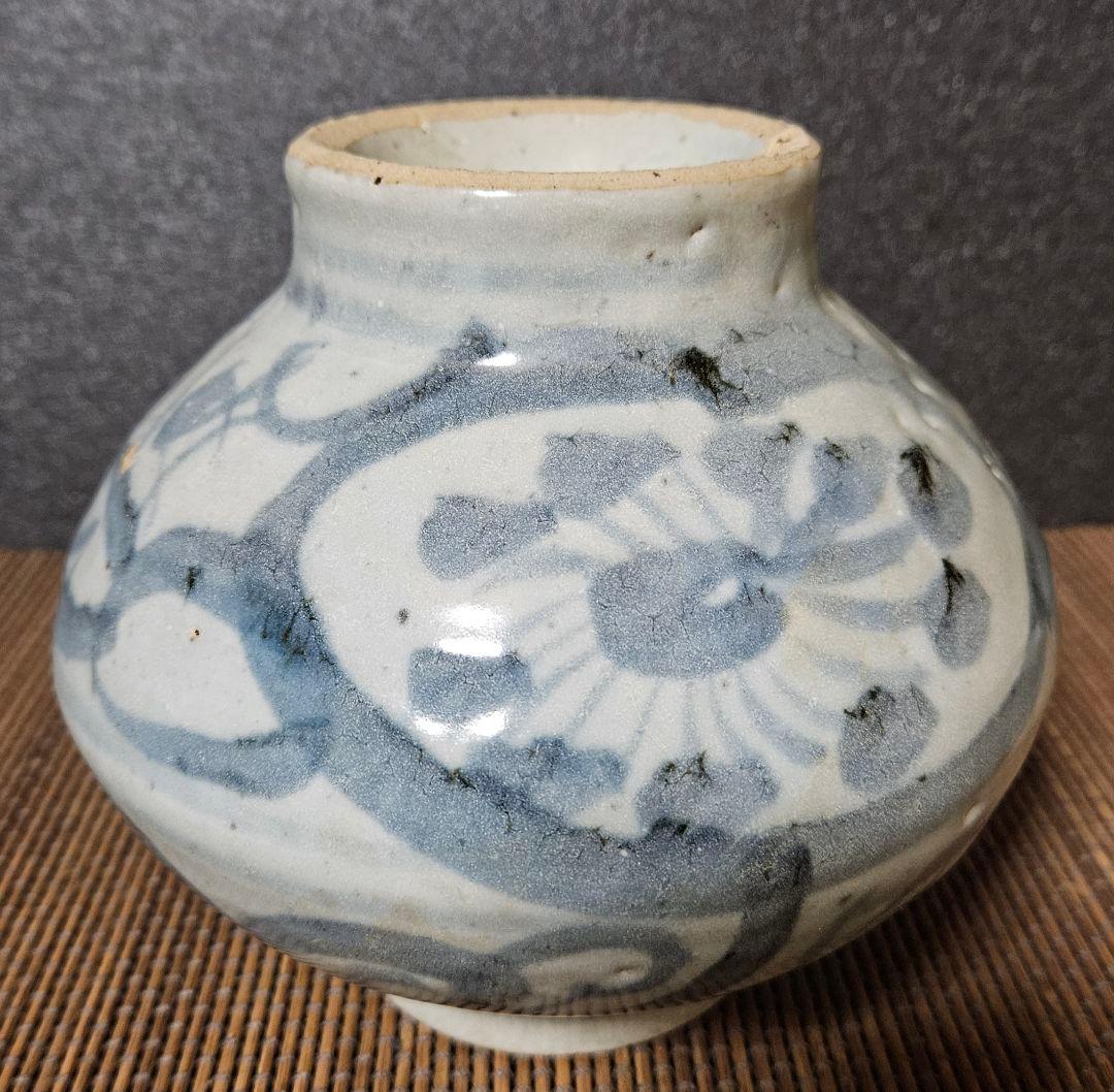 16C.頃　中国古陶磁器　南方系　古安南　宋胡録　青華　安南染付　花文様　酒会壺