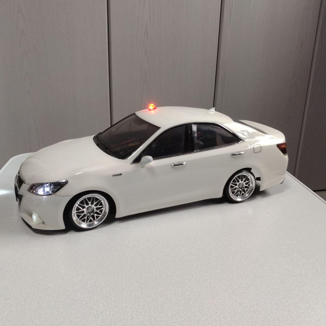 ラジコン覆面パトカークラウンアスリートホワイト
