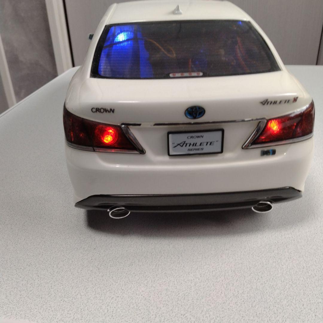 ラジコン覆面パトカークラウンアスリートホワイト