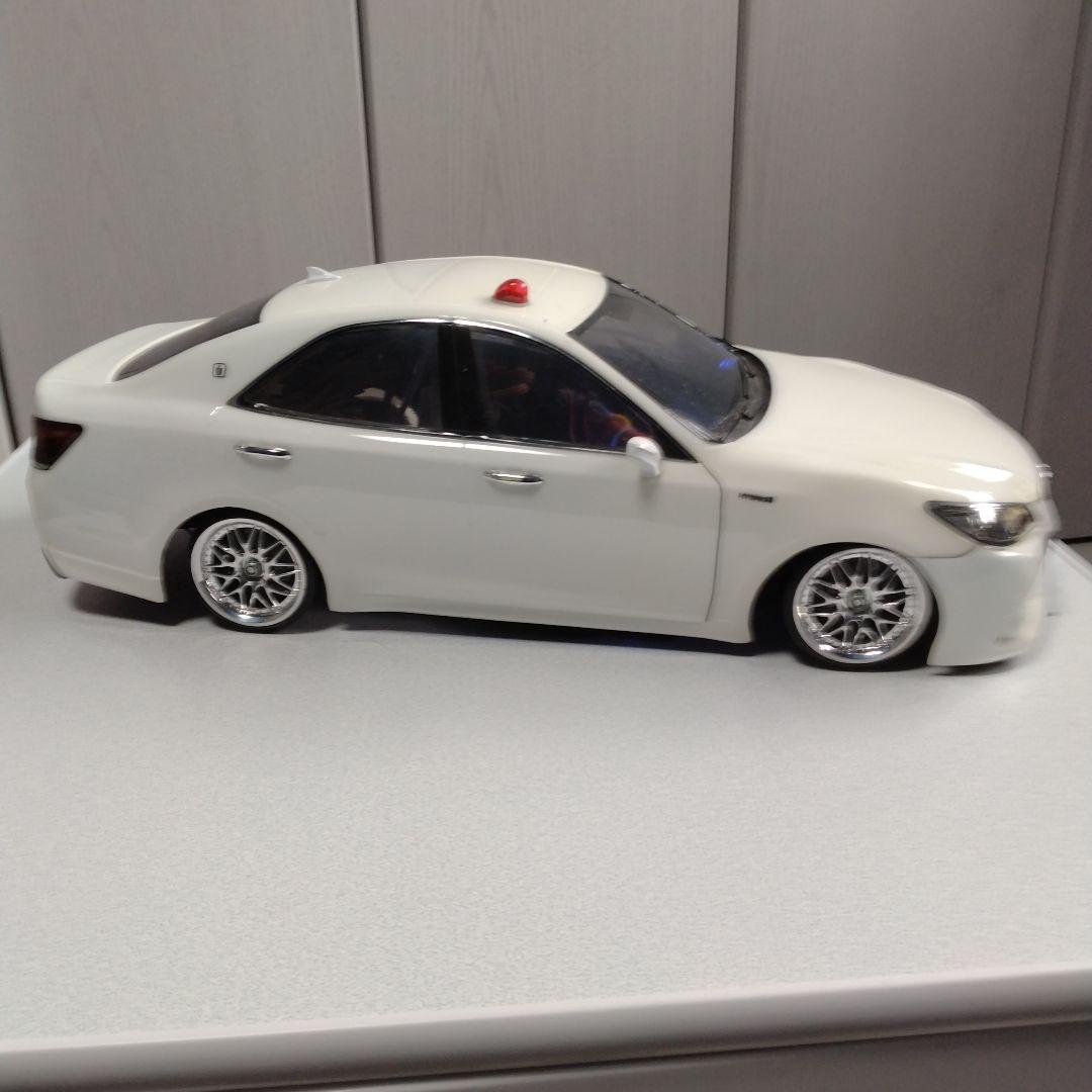 ラジコン覆面パトカークラウンアスリートホワイト