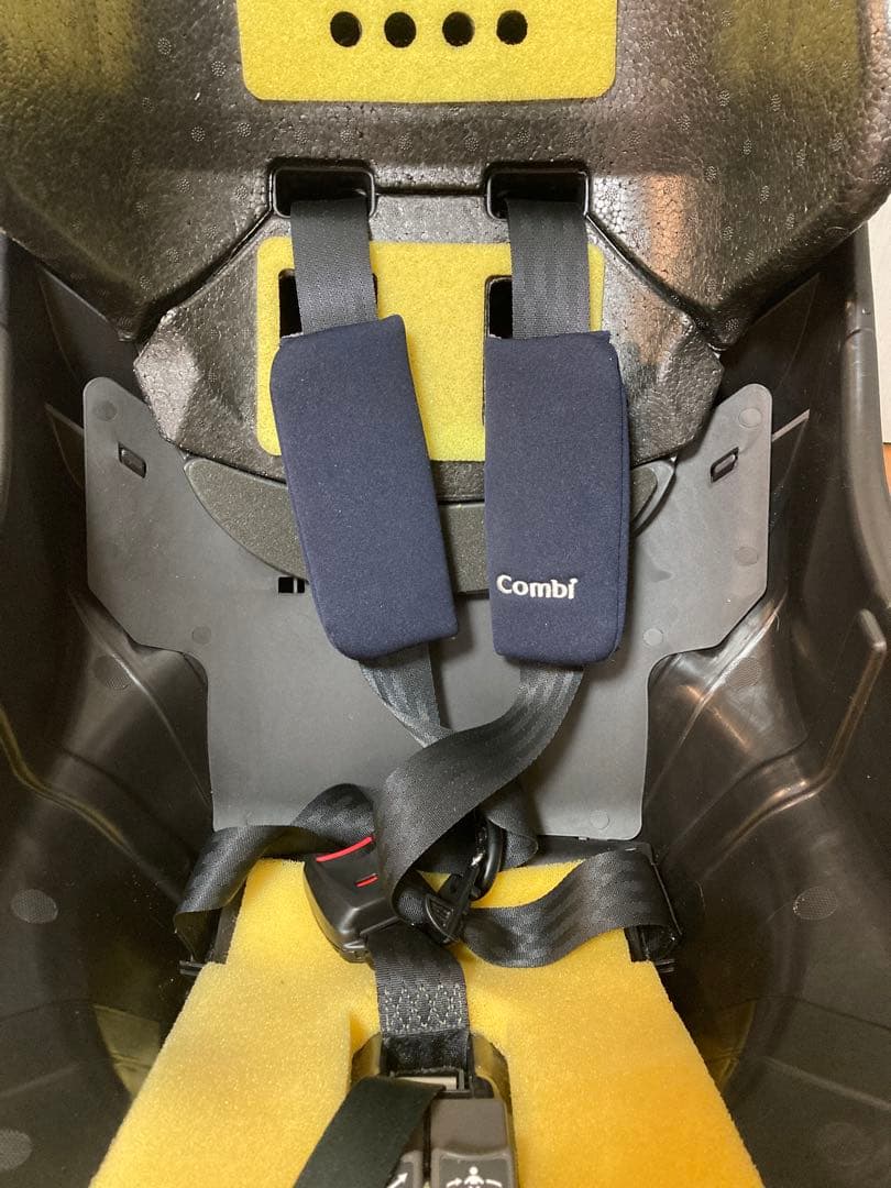 ＊れむれむ 様＊コンビ クルムーヴスマート ISOFIX CG-UIG