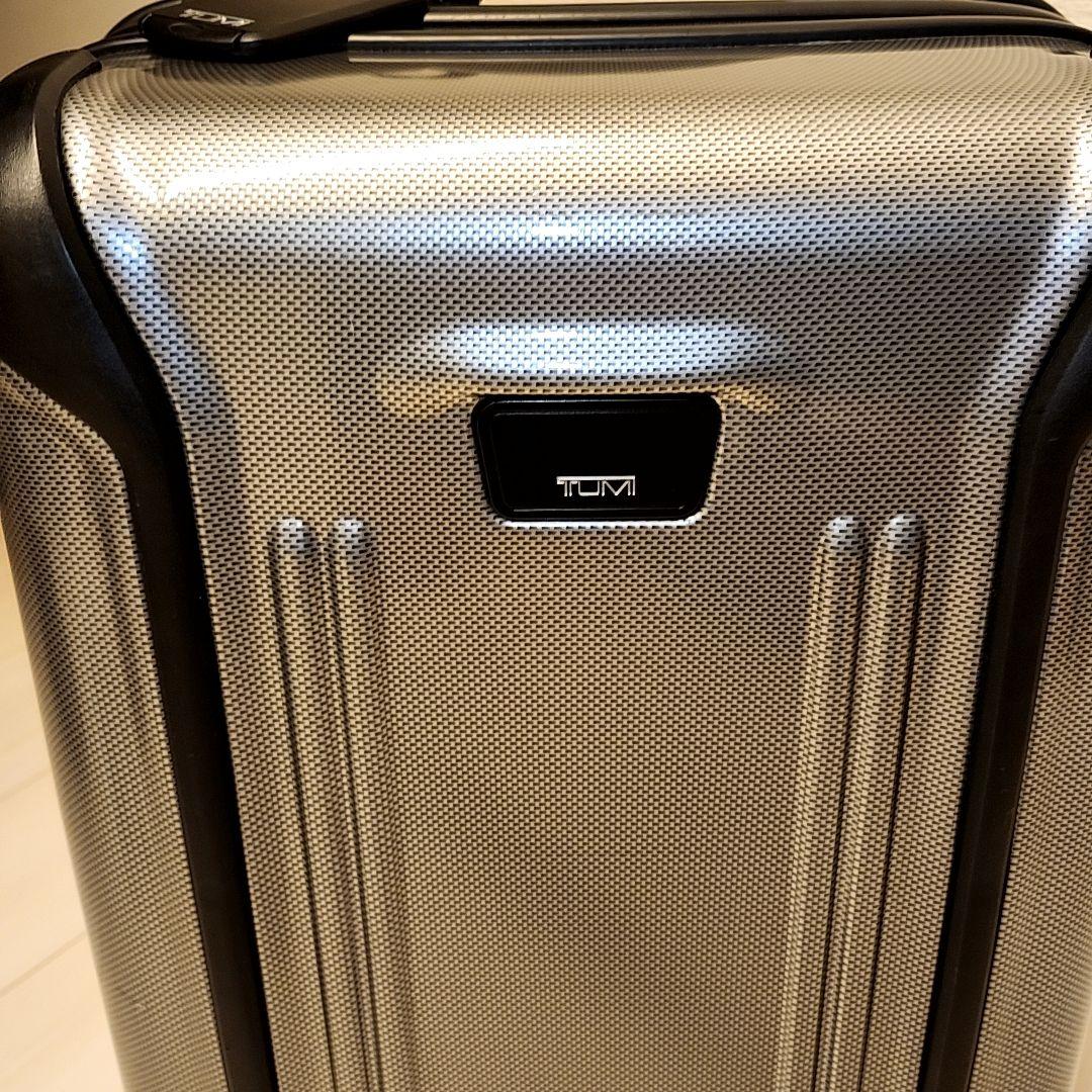 TUMI カーボン柄　4輪スーツケース キャリーケース　VAPOR