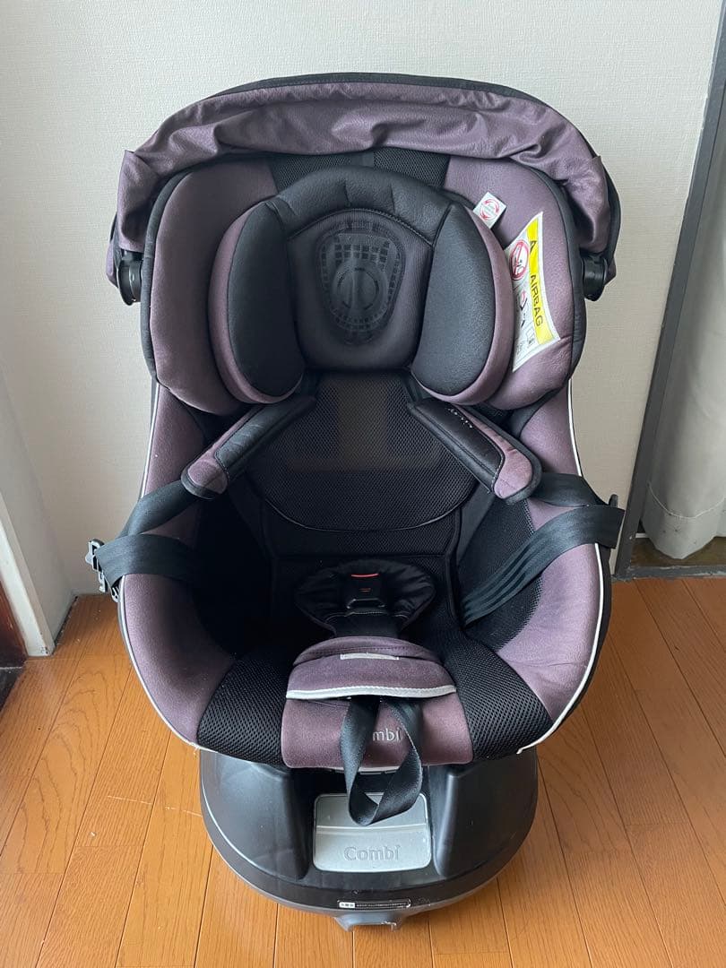 【週末限定お値下げ】Combi コンビ ネルーム エッグショックチャイルドシート