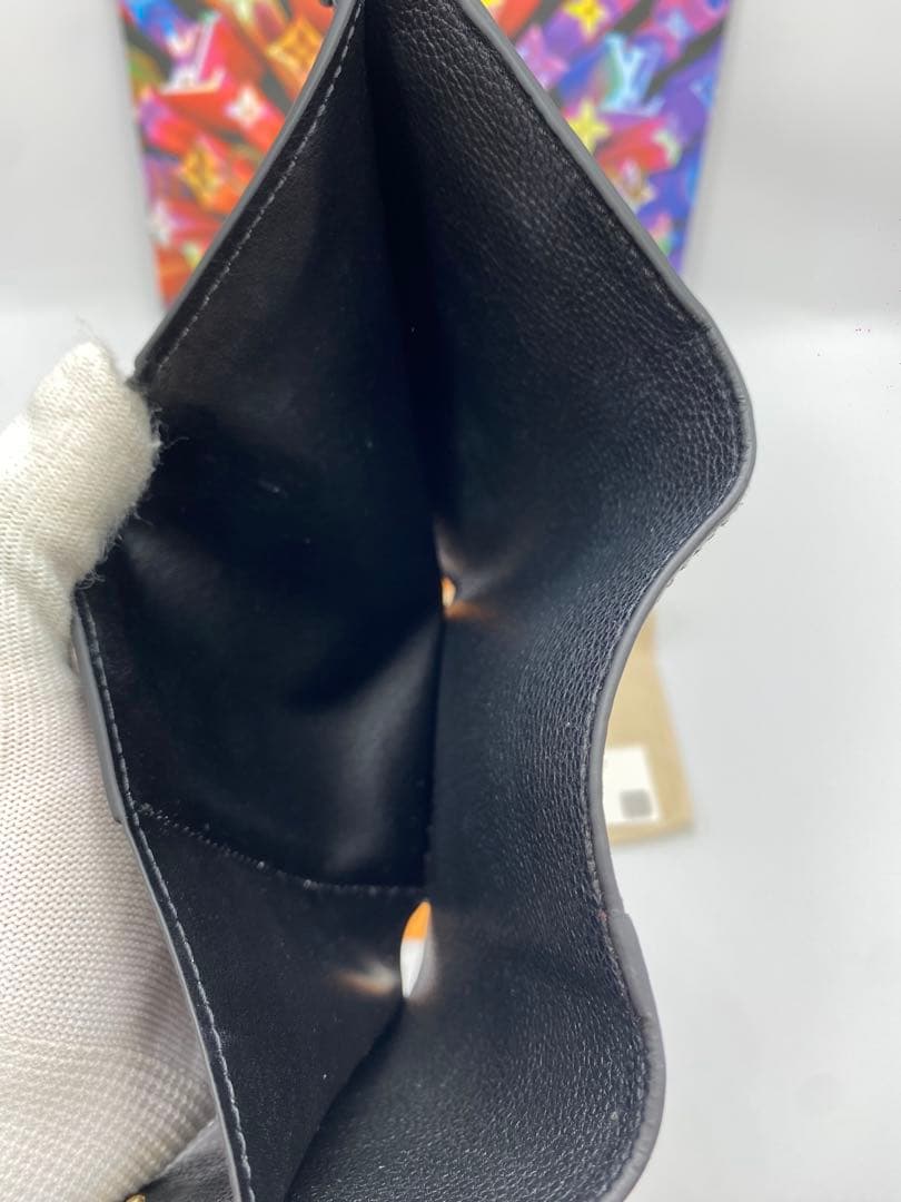 ルイヴィトン モノグラムアンプラント ポルトフォイユ・ヴィクトリーヌ 三つ折財布