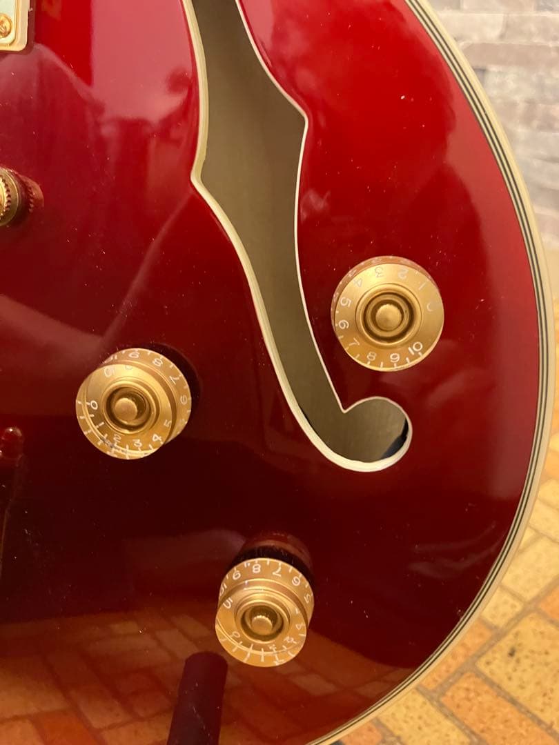 美品Epiphone Uptown Kat ES Ruby Red ／生産終了