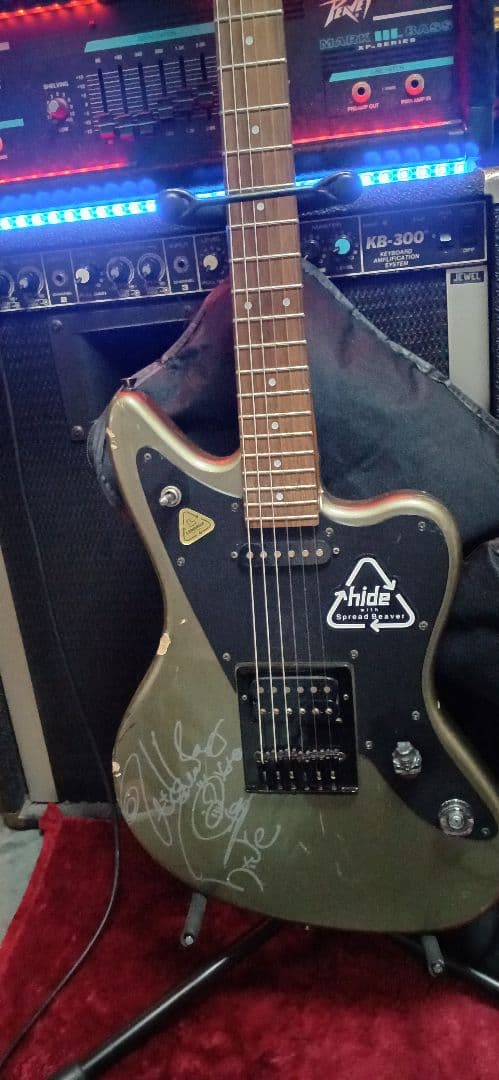 ☆hide　サインステッカー入りジャガー☆