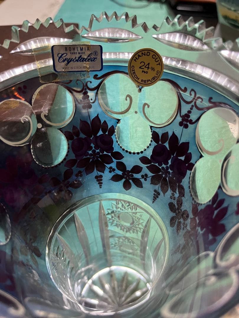 ボヘミアングラス　花瓶