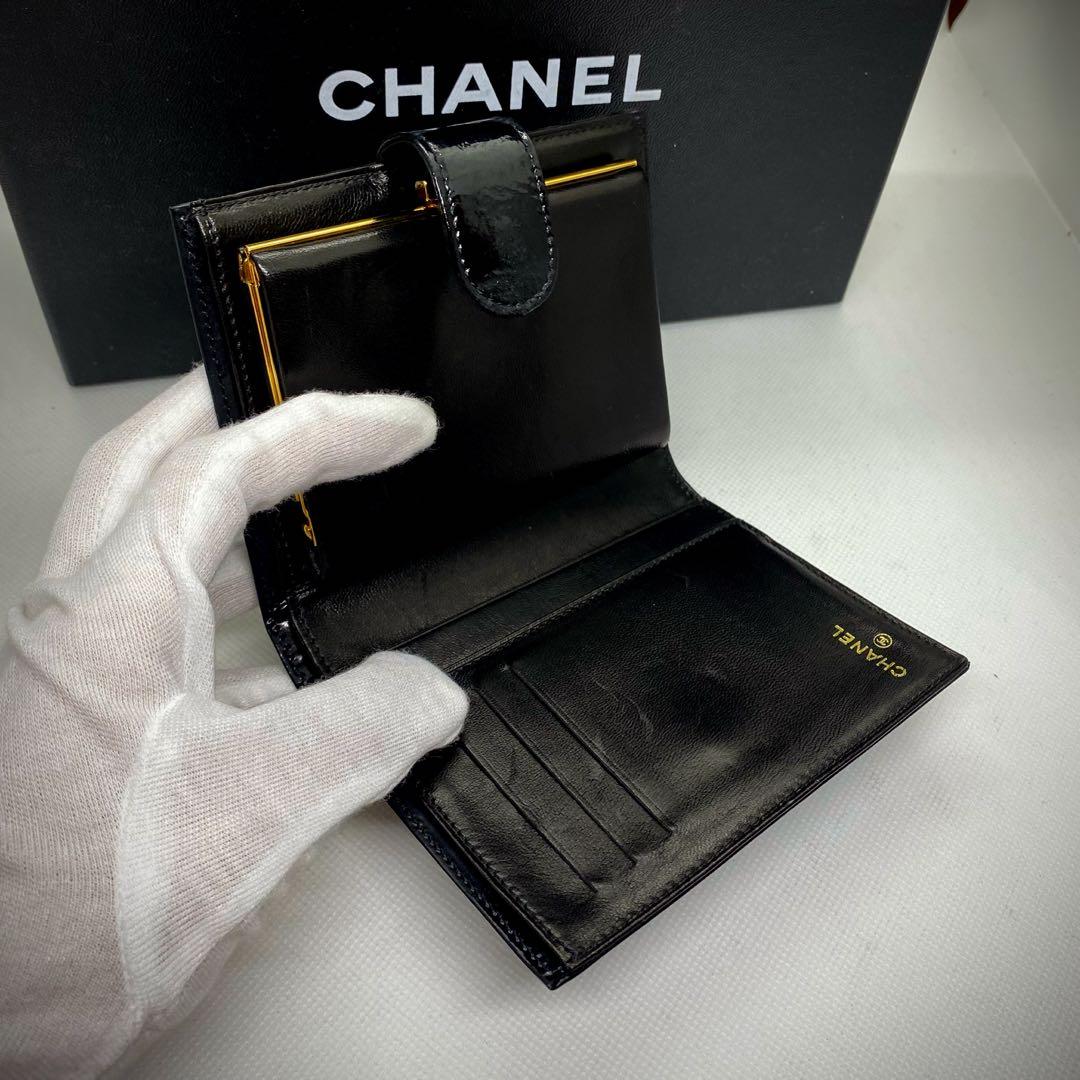 ❤️人気CHANEL❤️定価の半額以下‼️限界価格‼️CHANEL❤️折財布❤️エナメル