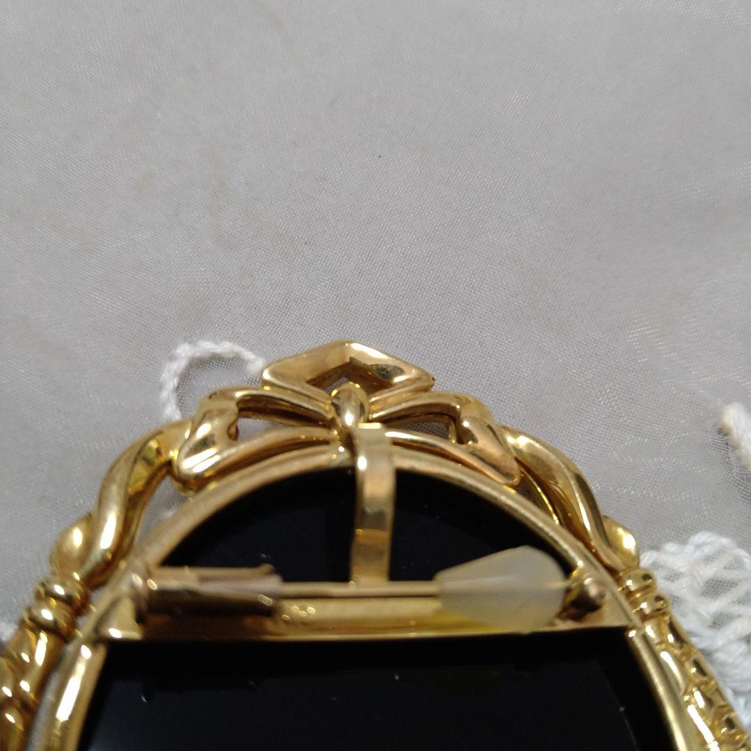 F.W.  カメオブローチ　ペンダントトップ　2種類のフレーム