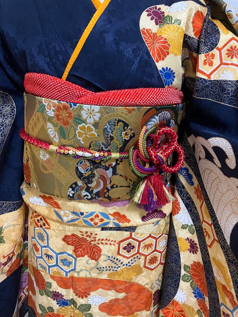 サービスセット しつけ糸つき紺の古典柄正絹振袖 全て揃ったフルセット M～トール