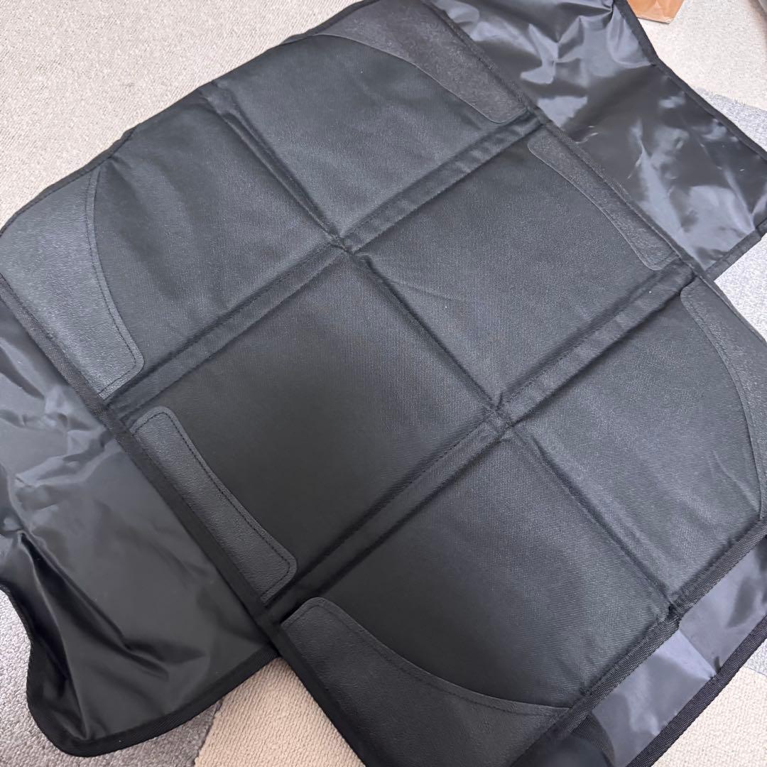 美品　ネビオジュニアシート清掃済み ISOFIXガイドカップ、シート保護マット