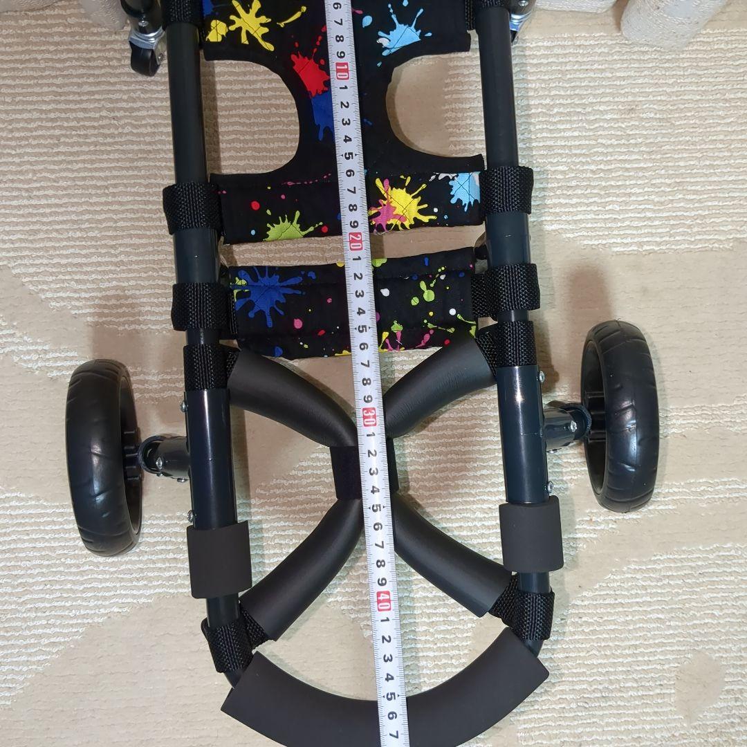 ワンちゃん4輪　リハビリ　食事補助　犬用車椅子　床ずれ防止　犬の歩行器