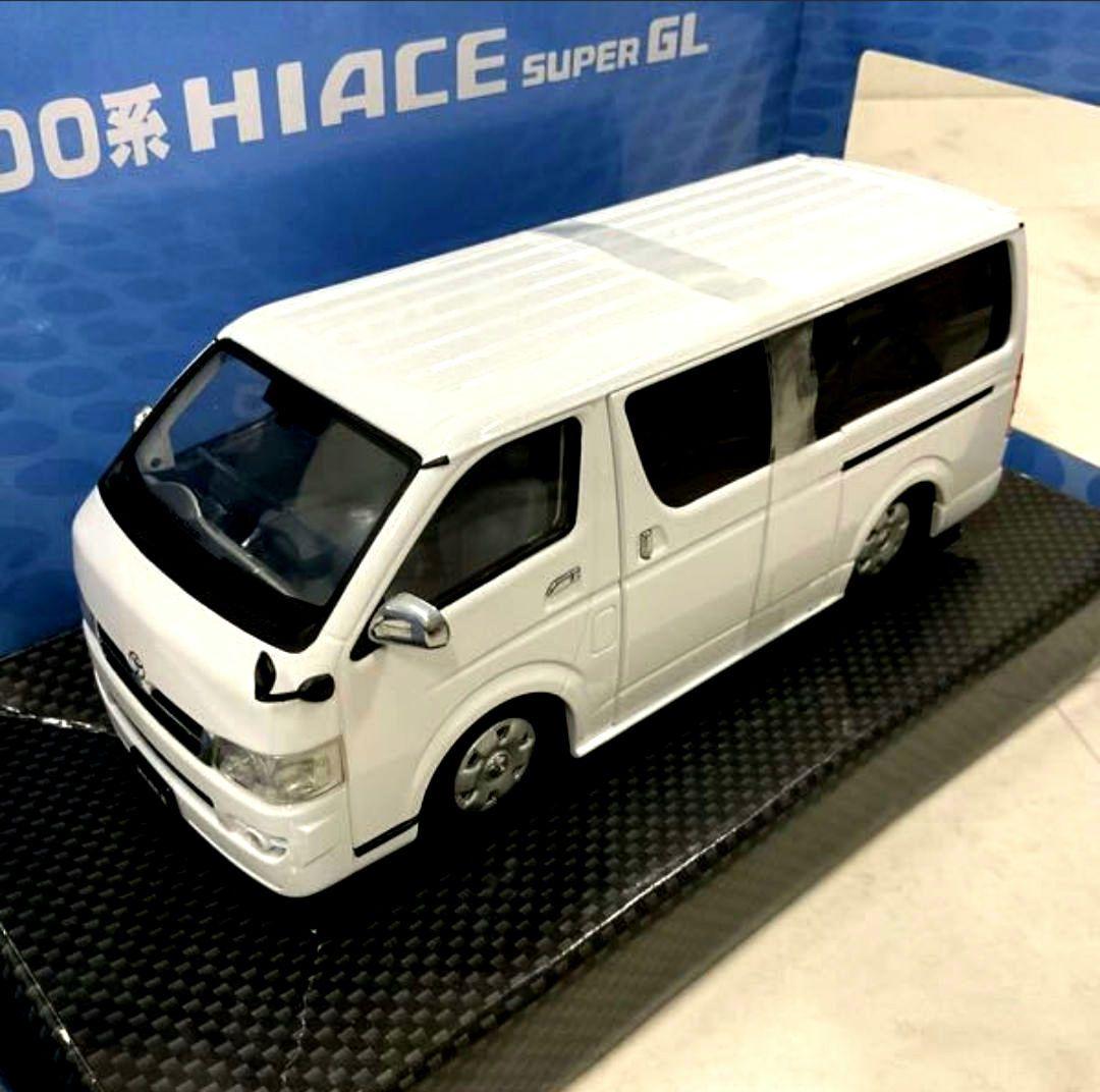 1/24 200系 HIACE SUPER GL 2004年式 白　　8/14