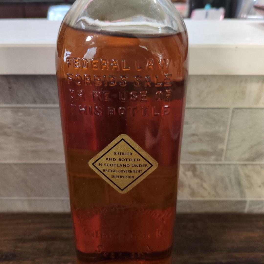 希少 未開封 ジョニーウォーカー　ブラックラベル　金キャップ　白紋章