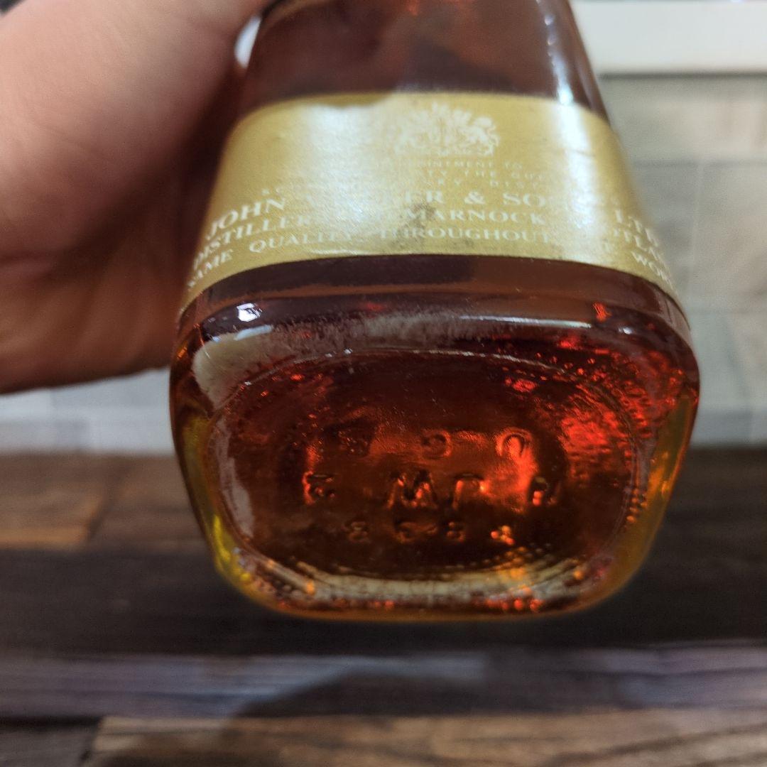 希少 未開封 ジョニーウォーカー　ブラックラベル　金キャップ　白紋章