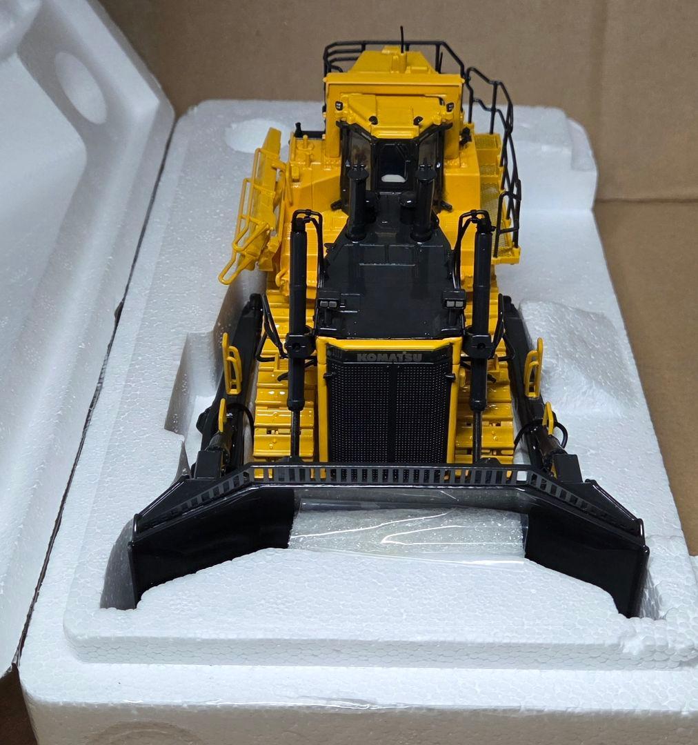 D475A-8 コマツ ブルドーザー 1/50 ファーストギア 建機 模型