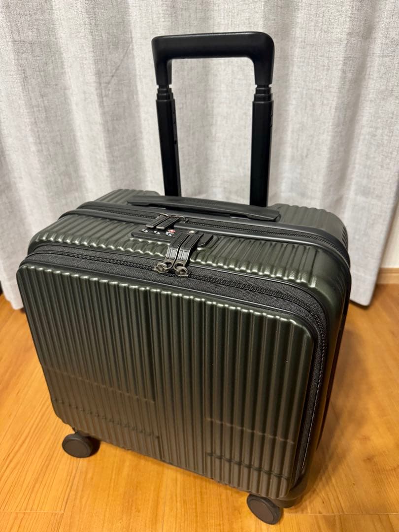 イノベーター　スーツケース　INV20 Olive Drab 33L Cabin